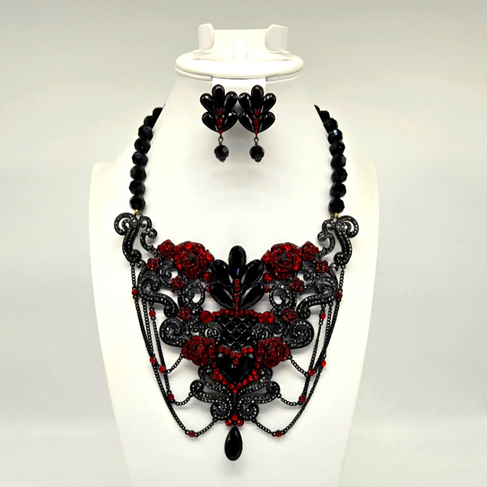 Heidi Daus Victorian Gothic Statement Jewelry Set with Swarovski Crystals NIB